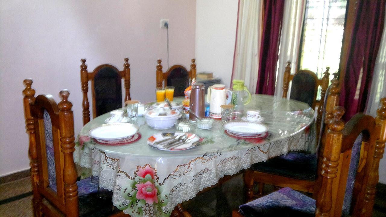 Ganesh House Homestay โกวาลัม ภายนอก รูปภาพ