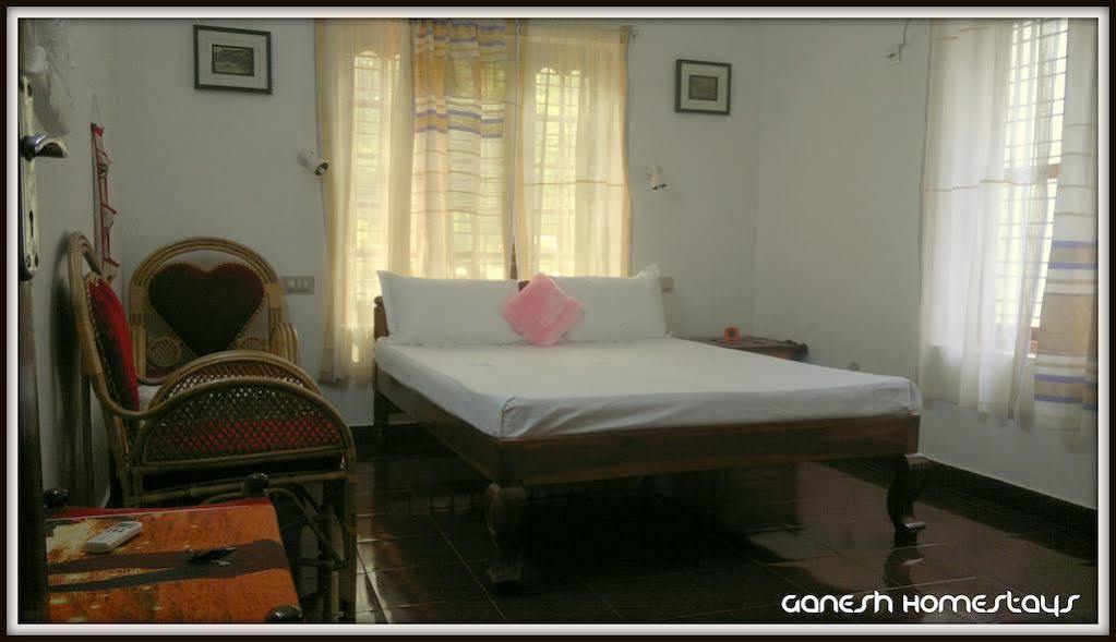Ganesh House Homestay โกวาลัม ภายนอก รูปภาพ