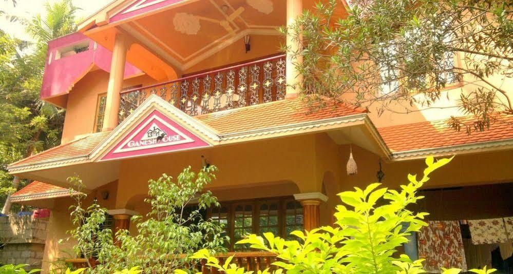 Ganesh House Homestay โกวาลัม ภายนอก รูปภาพ